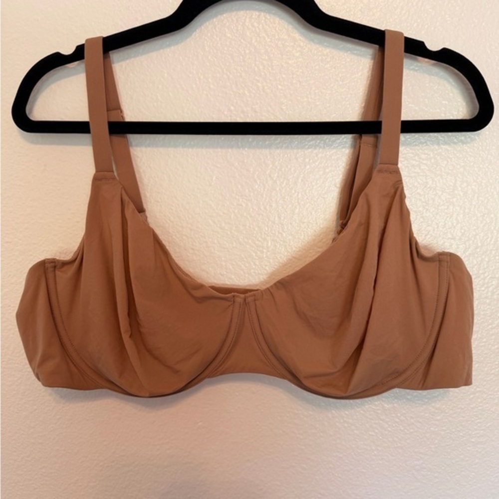 SKIMS Fits Everybody Underwire Demi Bra 44D